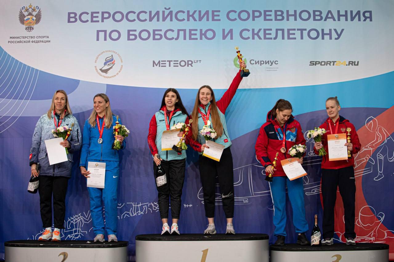 Кемеровчанка Надежда Сергеева завоевала две медали чемпионата страны по бобслею