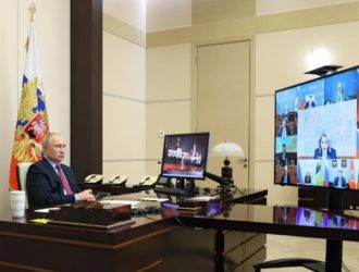У кузбасских медработников и педагогов вырастет зарплата весной 2024 года