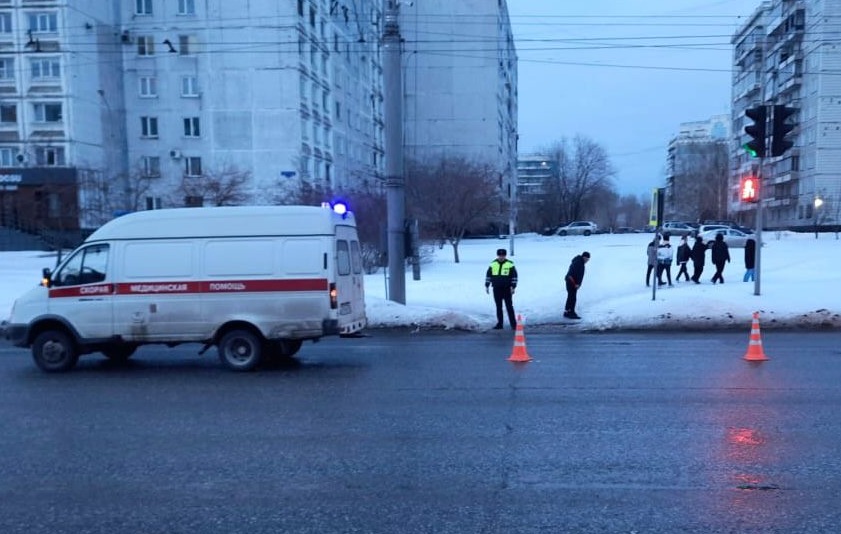 В Новокузнецке скорая сбила старушку