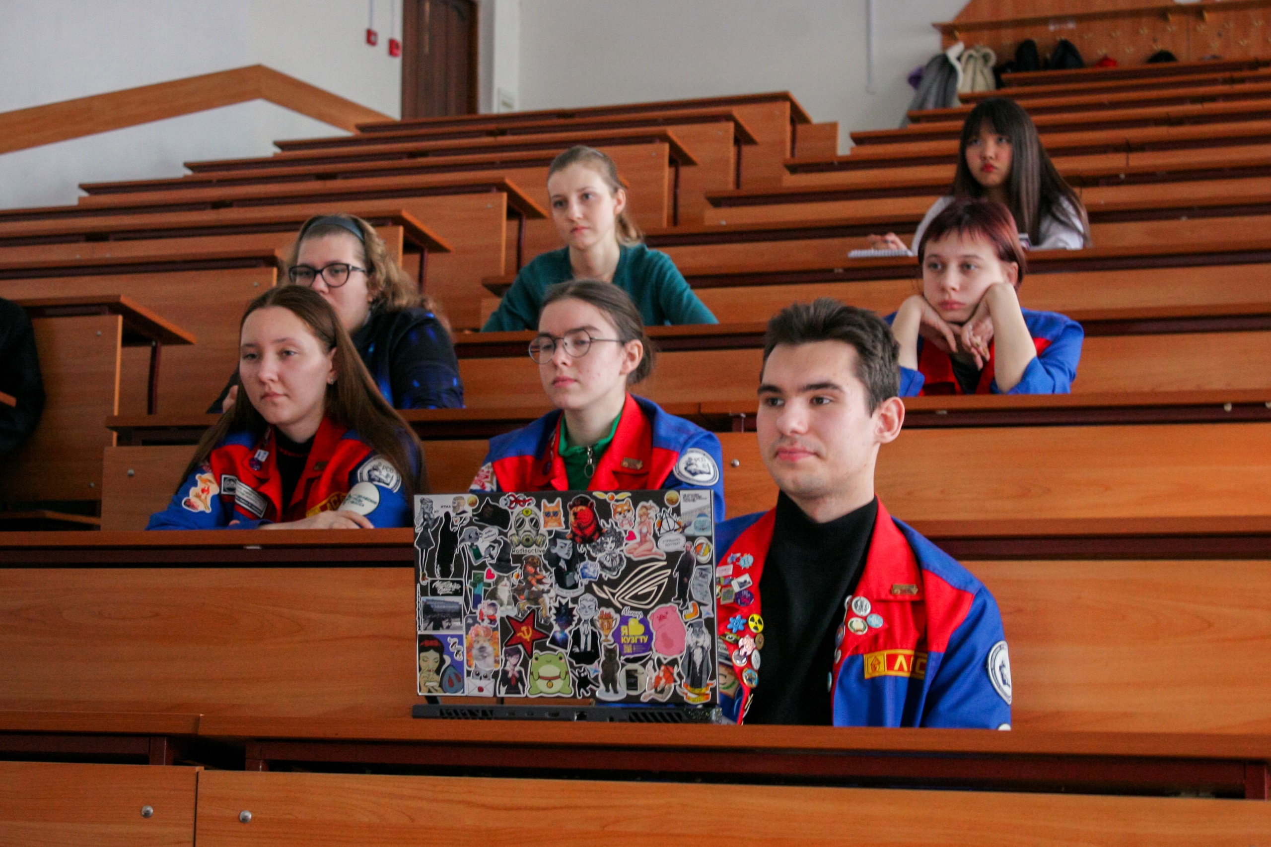 Российские студенческие отряды обучат 200 человек в Кузбассе