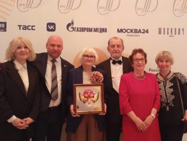 Артистка кемеровского театра Лидия Цуканова получила «Золотую Маску»
