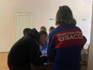 Российские студенческие отряды совершили 90 походов в детские дома и реабилитационные центры Кузбасса