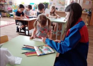 Российские студенческие отряды совершили 90 походов в детские дома и реабилитационные центры Кузбасса