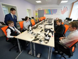 Внедряют цифровую гигиену: школьная информатика обогатится новой темой