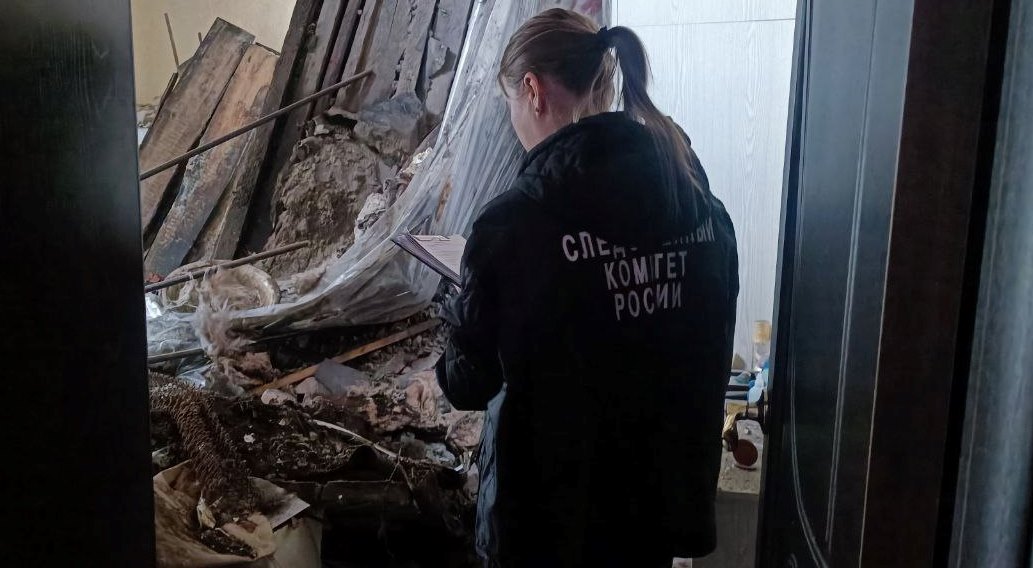 В Прокопьевске обрушился потолок в одном из домов. Возбуждено уголовное дело