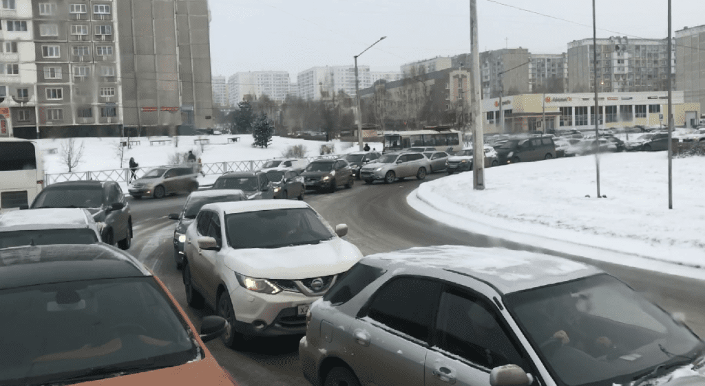 Огромные пробки сковали Новокузнецк