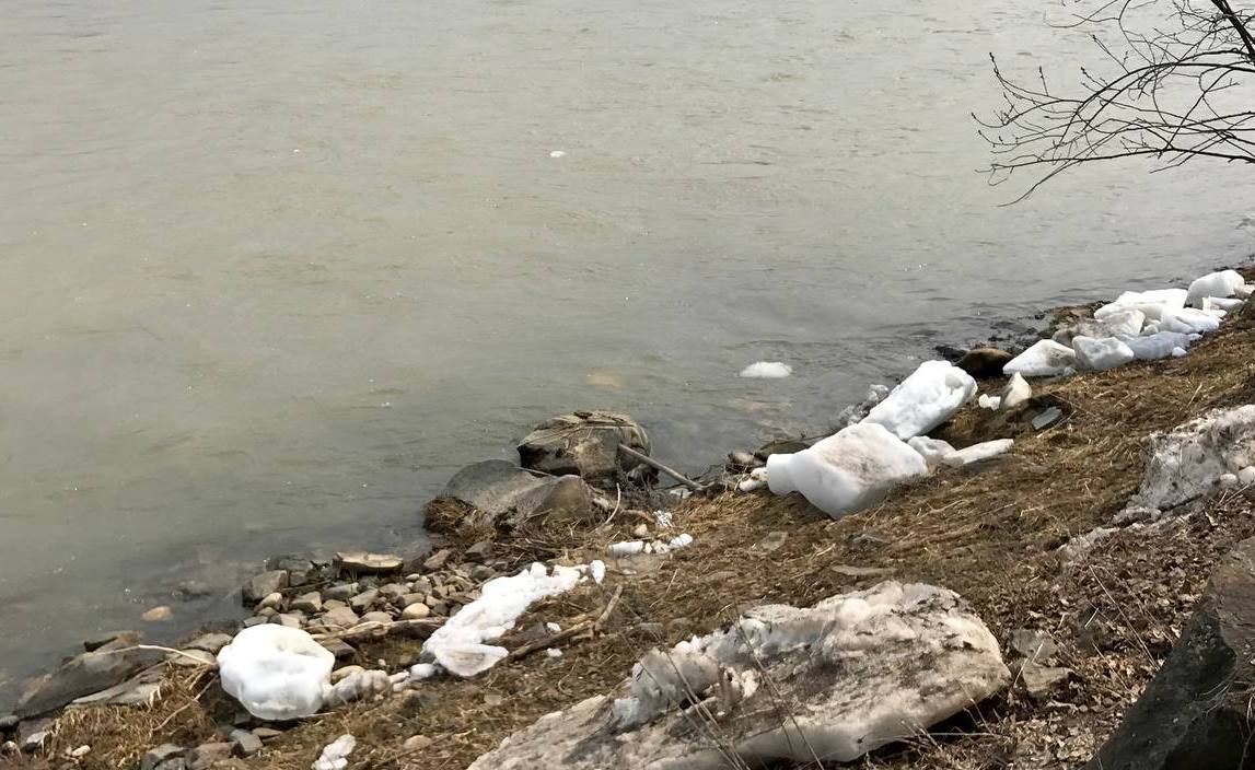 Жителей Таштагольского округа предупреждают о повышении уровня воды в реках