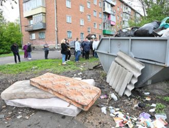 Мэр Белова пригрозил предпринимателям города, которые нарушают закон о вывозе мусора