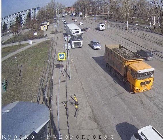 Мэр Новокузнецка намерен остановить беспредел с перевозкой угля по городским дорогам
