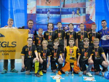 Новокузнецкие флорболисты завоевали серебро на соревнованиях в Омске