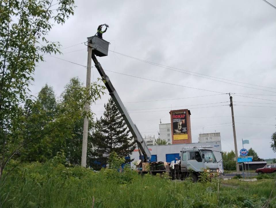 В новокузнецком посёлке Листвяги стартовала замена старого освещения на новое