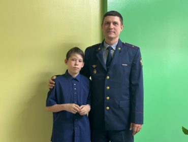 Сотрудник Кузбасского института ФСИН помог ребёнку в трудной ситуации