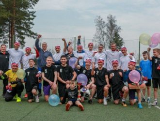 Звёзды кузбасского спорта в Кемерове сыграют в футбол со сборной детского дома