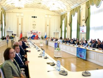 Минтруд разъяснил правила получения остатка маткапитала до 10 тысяч рублей