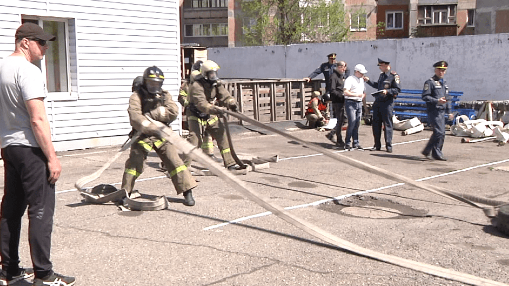 В Новокузнецке выбрали лучшее звено газодымозащиты