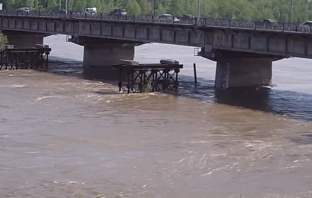 Новокузнечан предупреждают о резком подъёме уровня воды в Томи