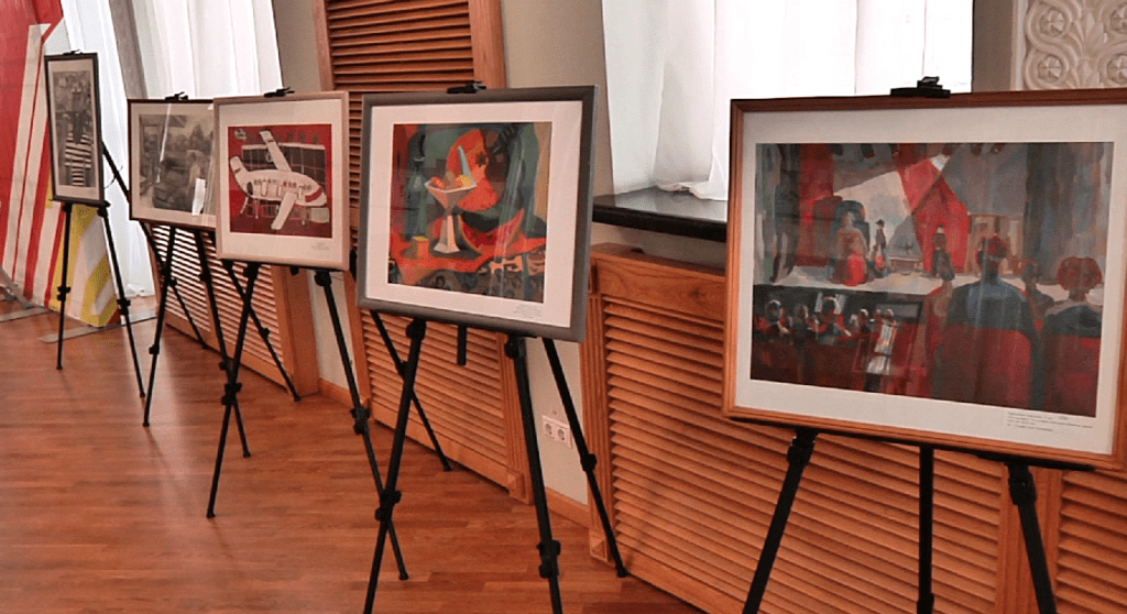 Юные художники Новокузнецка представили отчёт годовой работы