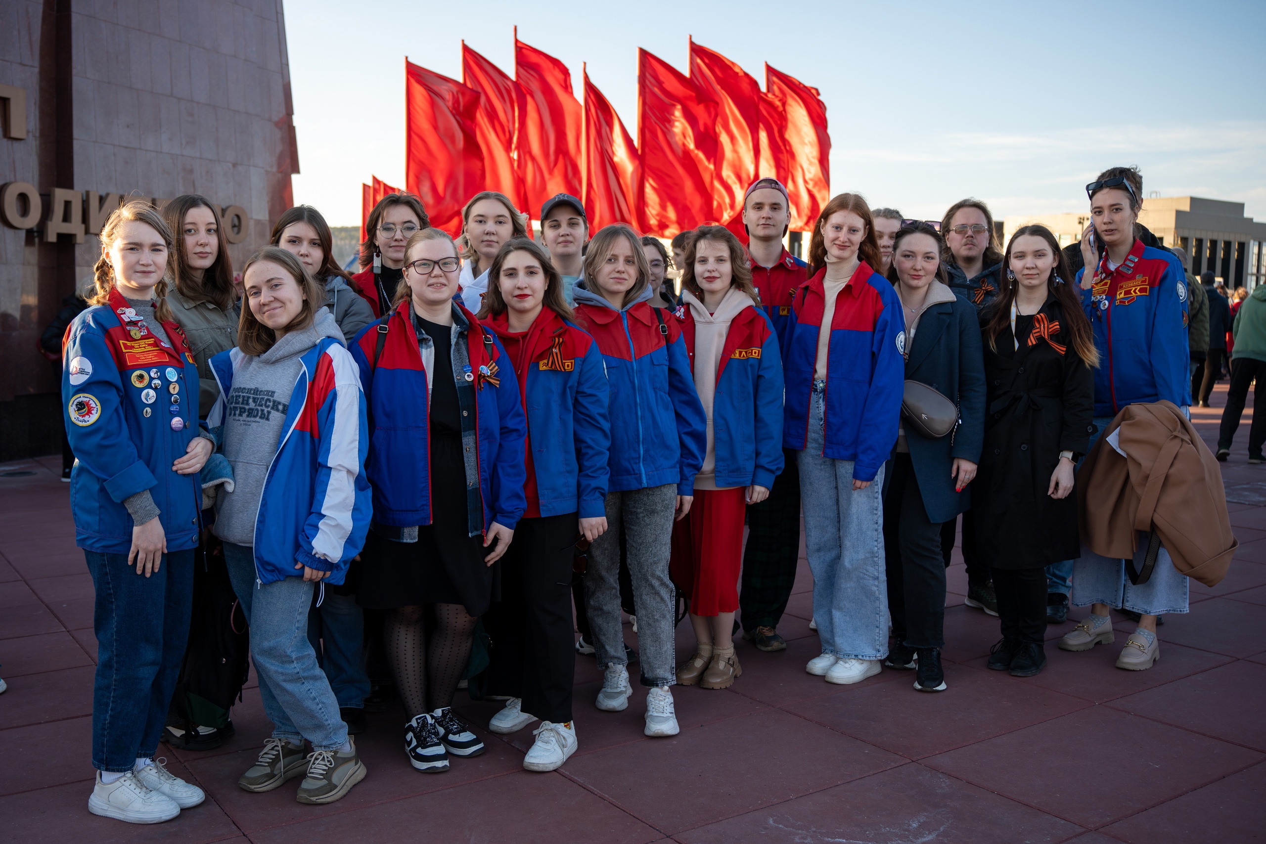 Студенческие отряды Кузбасса участвовали во Всероссийской патриотической акции «Свеча памяти»