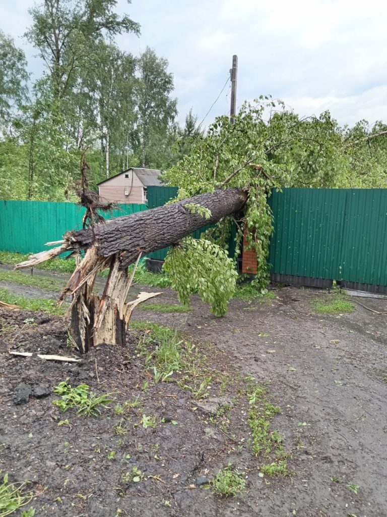 В Новокузнецке создан оперативный штаб по ликвидации последствий урагана и ливня