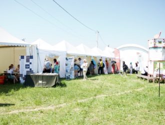 Более тысячи молодых кузбассовцев посетили «Динотерру» в шестой день фестиваля