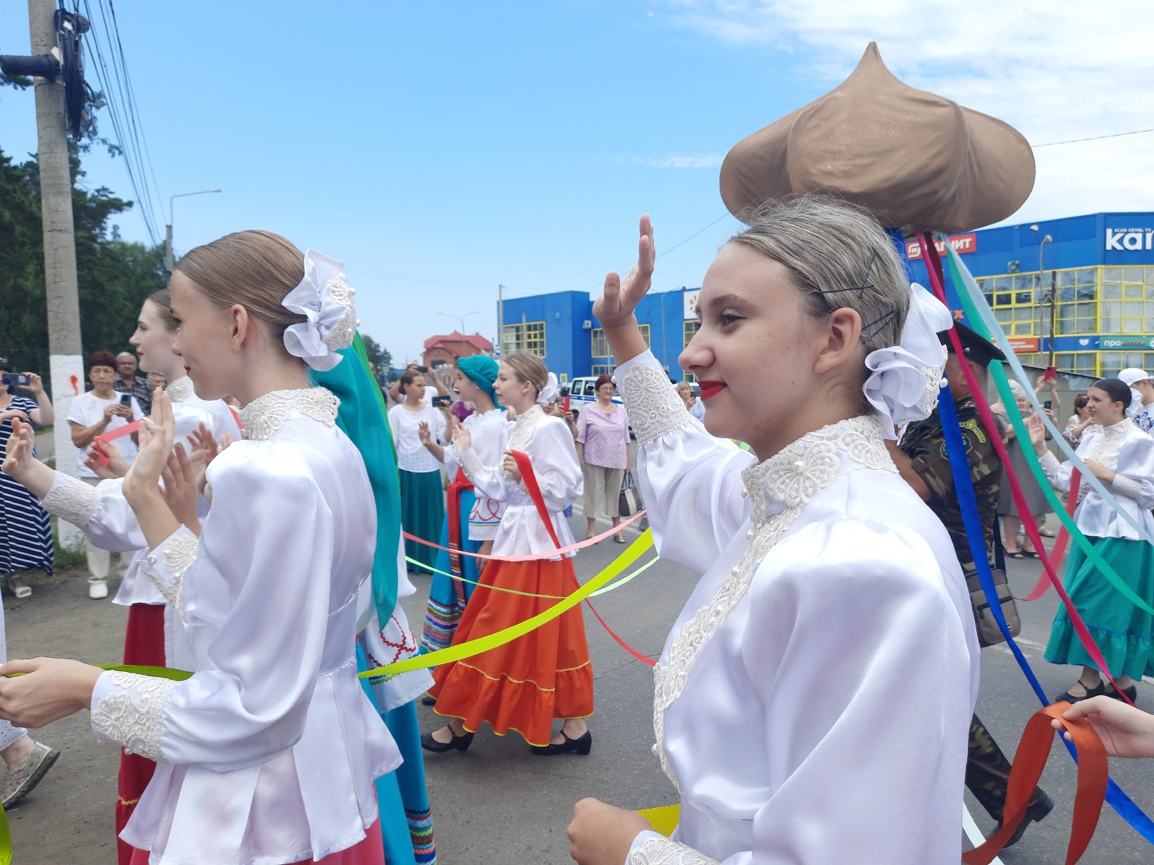 В Мариинске проходит фестиваль «День сибирского купечества»