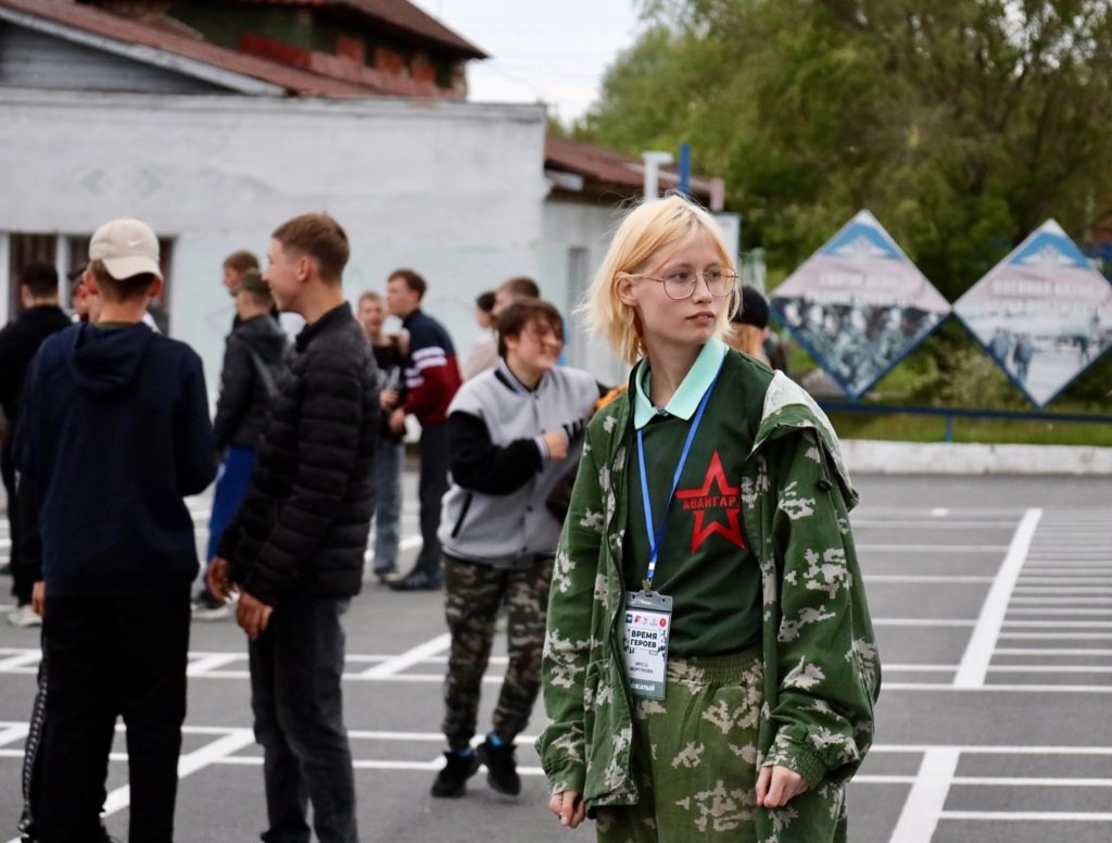 Студенческие отряды Кузбасса работают в патриотических детских лагерях