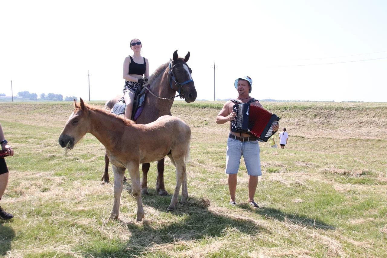 В Крапивинском МО прошли конно-спортивные соревнования
