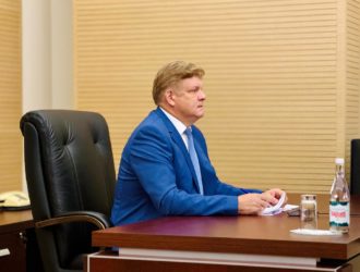 Поздравление полпреда президента России в Сибирском федеральном округе Анатолия Серышева с Днём учителя