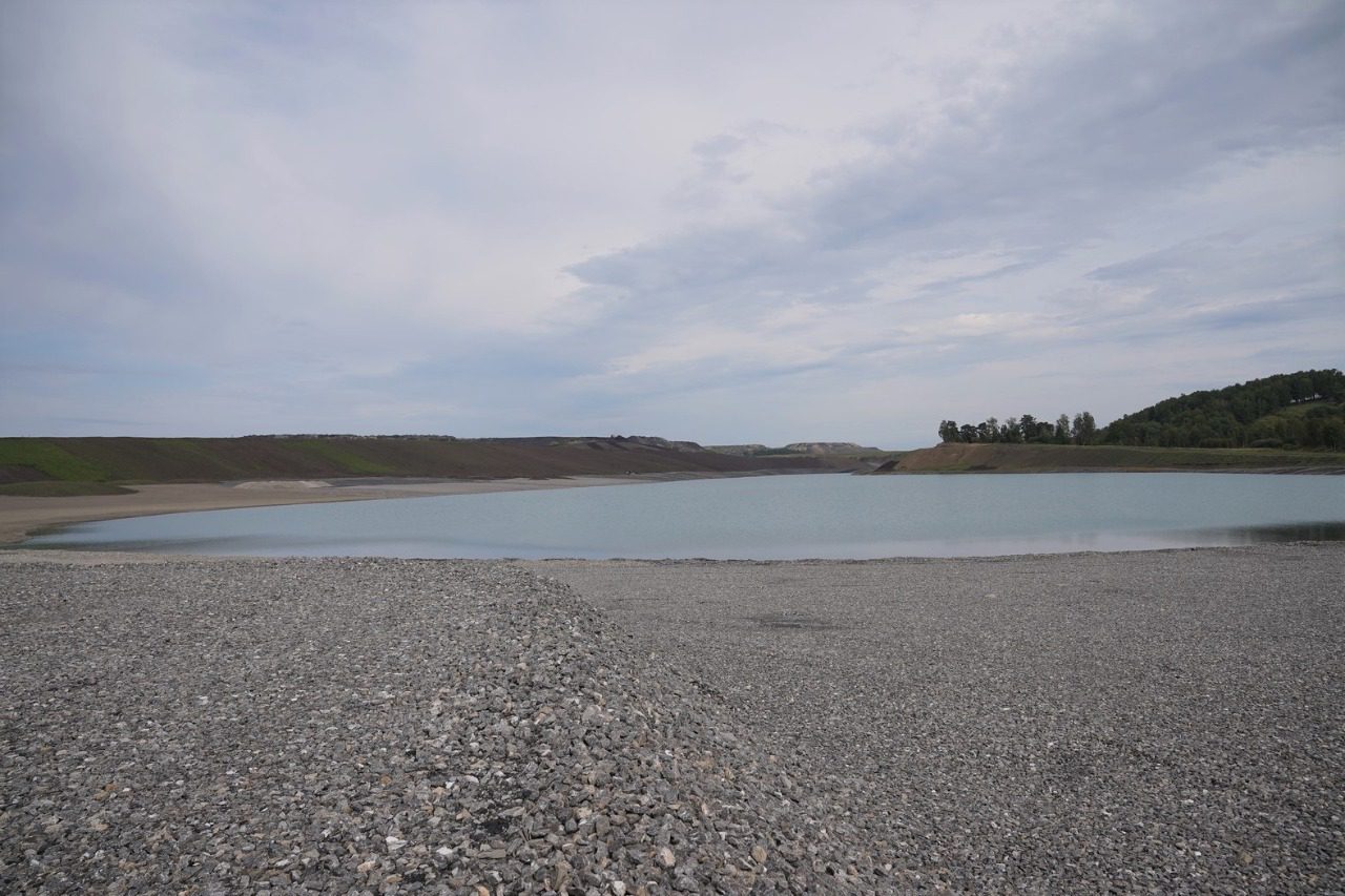 В Новокузнецком округе на месте карьера создают водоем