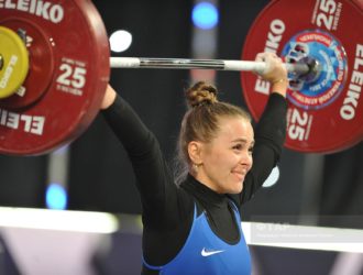 Новокузнечанка Екатерина Красулина победила на Всероссийском турнире по тяжелой атлетике