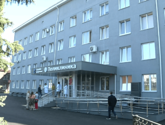 В Новокузнецке возобновила прием пациентов отремонтированная поликлиника