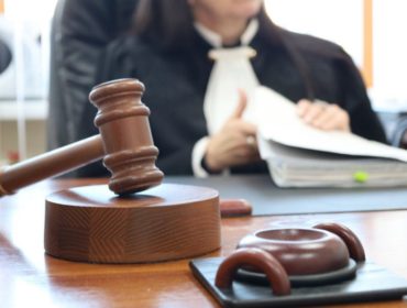 Верховный суд разрешил отсрочку исполнения приговора матерям даже по тяжким статьям