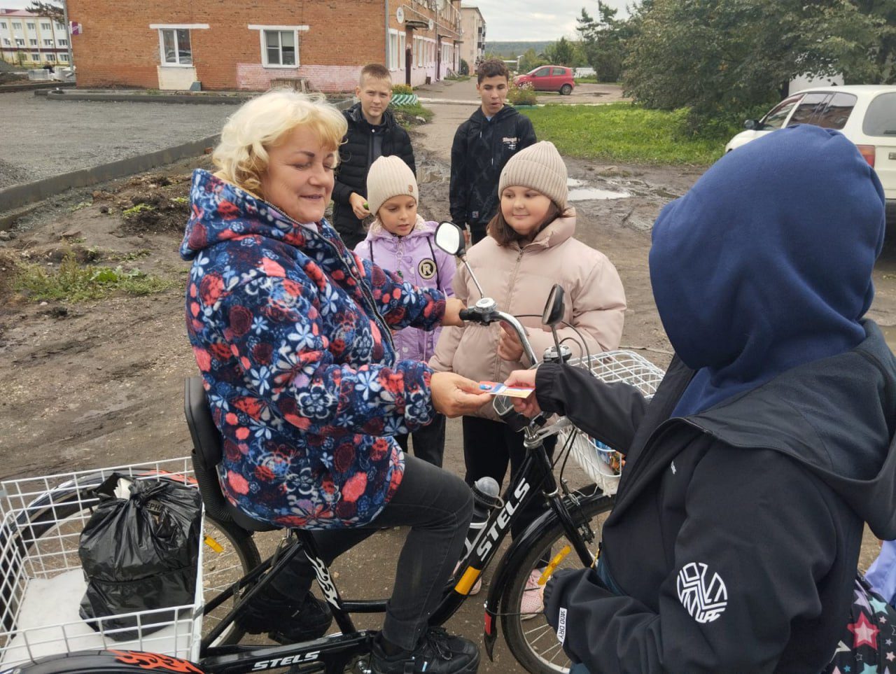 В поселке Верх-Чебула в честь выборов прошла акция