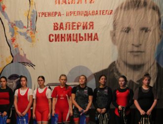 В Анжеро-Судженске проходит первенство Кузбасса по тяжелой атлетике среди юниоров