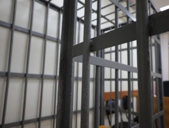 Кемеровчанина отправили в колонию за истязания своих детей