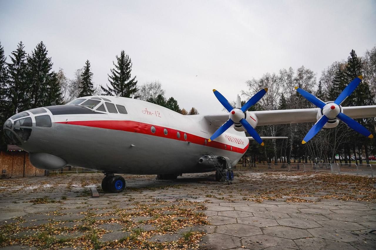 В Кемерове определили судьбу вернувшегося в парк самолёта АН-12