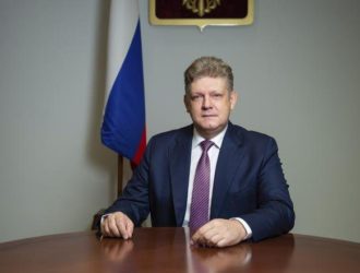Поздравление полномочного представителя президента РФ в Сибирском федеральном округе с Днём сотрудника органов внутренних дел