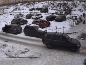 В ГИБДД Новокузнецка призывают горожан сообщать об опасных горках
