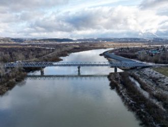 В Новокузнецком округе открыли отремонтированный мост через реку Кондома