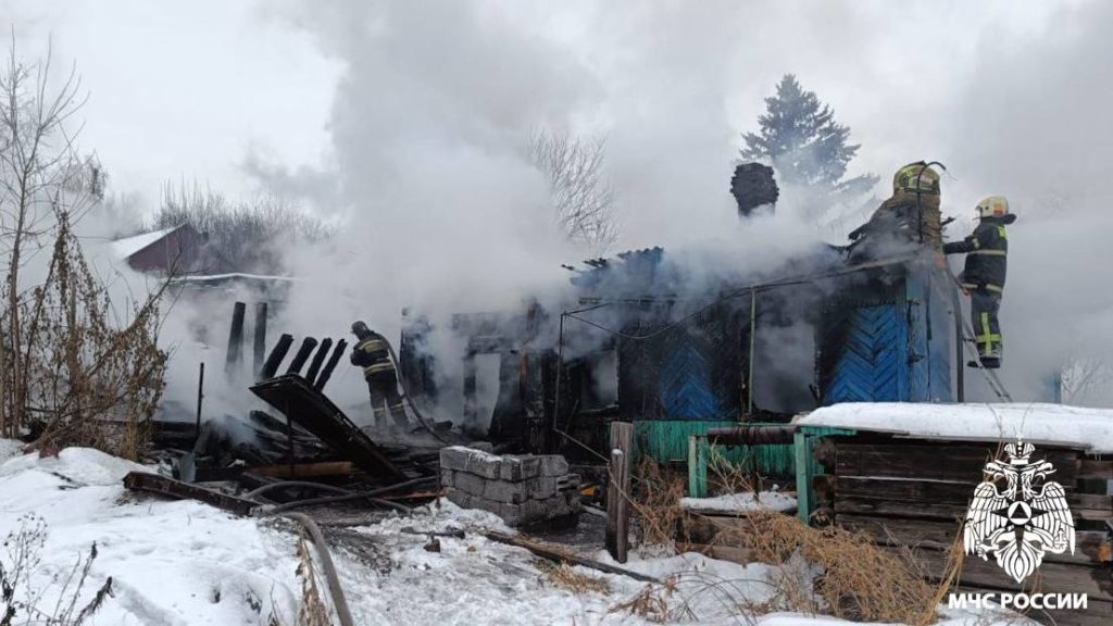 В Ленинске-Кузнецком трехлетний ребенок погиб на пожаре