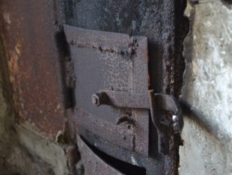 В Прокопьевске семья отравилась угарным газом из-за неисправной печи