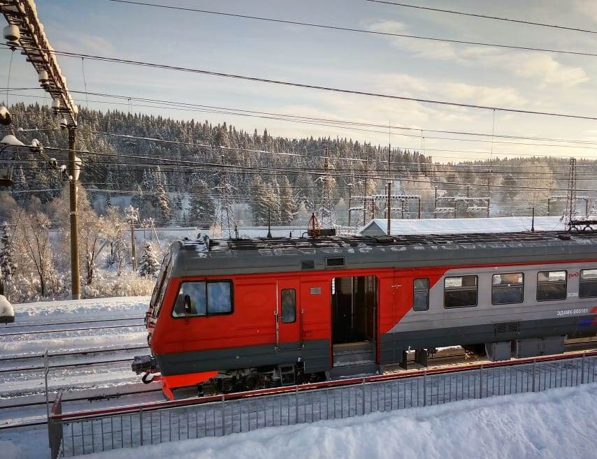 С 15 декабря пригородные поезда в Кузбассе будут следовать по новому графику