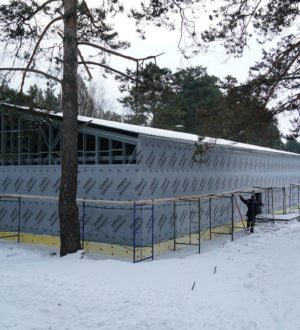 Мэр Кемерова проверил строительство новых корпусов детского лагеря 