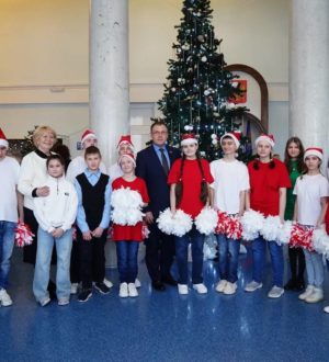 Илья Середюк посетил фестиваль для особенных детей