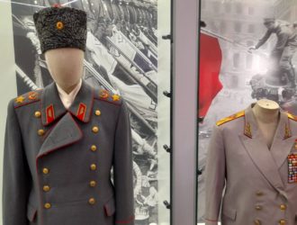 В Кемерово доставлены уникальные предметы советских маршалов