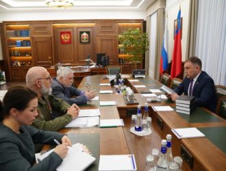 Илья Середюк встретился с кузбасскими литераторами