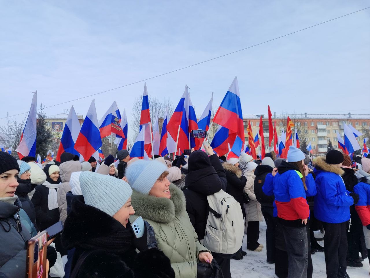 Жители Ленинска-Кузнецкого отпраздновали присвоение городу звания «Город трудовой доблести»