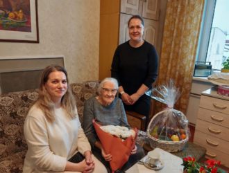 В Кузбассе поздравляют ветеранов Великой Отечественной войны, которым исполнилось больше 100 лет