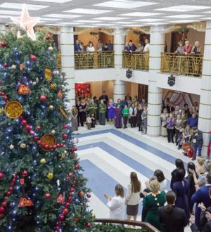 Губернатор Кузбасса Илья Середюк напомнил, что новогодние праздники – прекрасный повод провести время с семьей