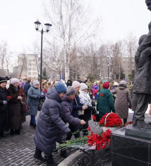 В Кузбассе проходят мероприятия в честь 81-й годовщины снятия блокады Ленинграда